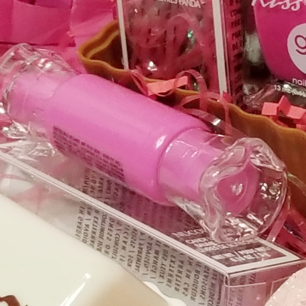 Makeup Gift Set - Picture 4 of 7